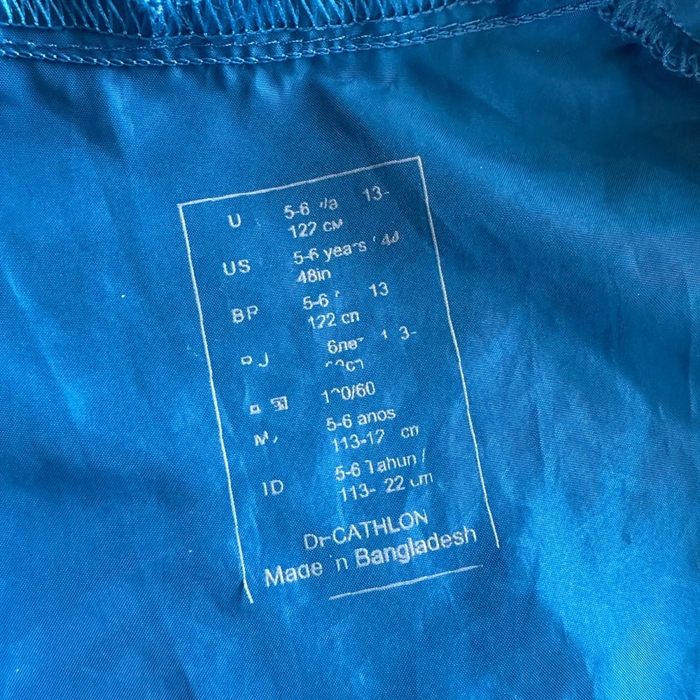 3/27$ Kids Thin Blue Raincoat size 5-6 years - Picture 5 of 8
